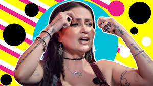 Celia Lora afirma que la gente no se cansa de verla encuerada