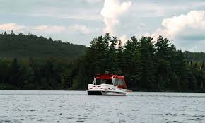 When looking for the best anchor for pontoon boat, you want to ensure that it is easily retrievable. Where To Tie An Anchor On A Pontoon Boat Skilled Outdoors
