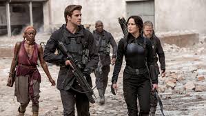 The dress turning to fire was awesome, and you can create that look. This Is How Katniss Mockingjay Battle Outfit Came Together The Hollywood Reporter