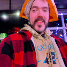 Man gives toddler spongebob toy at fair