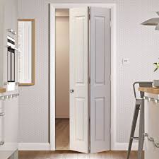 This Victorian Shaker Bifold Door Is Supplied Very Well Primed For You To Apply The Finish Of Your Choic White Bifold Doors Folding Doors Interior Bifold Doors