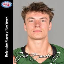 Shout out to Jonah Bassett, Jr. and Willie Lombard, who were honored by the  @mascacsports today for their parts in helping head coach Paul Castonia  earn his 100th career win, a 21-6