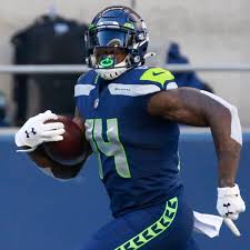 Russell wilson had 4 touchdowns and dk metcalfe caught two touchdowns and was really good. Seahawks Wr Dk Metcalf Competing In Usa Track And Field Meet Sports Illustrated Seattle Seahawks News Analysis And More