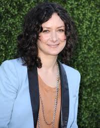 Sara Gilbert - Free pics, galleries & more at Babepedia