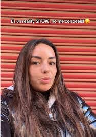 Anita Luis's Instagram, Twitter & Facebook