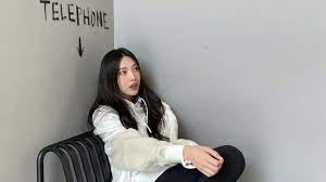 Последние твиты от red velvet (@rvsmtown). Red Velvet Joy S Off Duty Look On Instagram Is All We Need This Winter Inkistyle