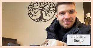 Adrian Boj's Instagram, Twitter & Facebook