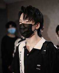 19 Curtidas 0 Comentarios Boystory Cute 男孩的故事 Cute Boystory No Instagram Boystory Boystoryzihao Zihao Em 2020 Memes Engracados Memes Engracado