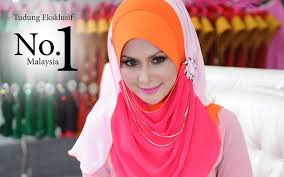 Fareeda is an arabic name meaning unique, peerless, matchless, unparalleled; Fenomena Beratur Tudung Fareeda Terbongkar Bagaimana Ianya Bermula Sejak 10 Tahun Yang Lalu Daily Rakyat