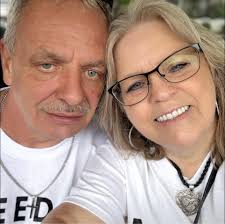 How to fix rotten egg smell from hot water heater?