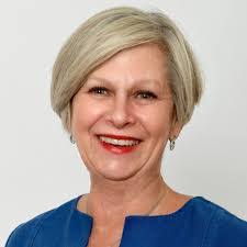 Laura Chiado's Instagram, Twitter & Facebook