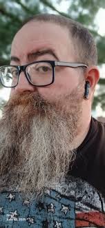 What's with these goofy ass haircuts all the high school boys have? 😳😳😳￼ 