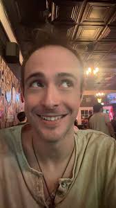 Gamer looking for playing partners online