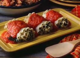 Spinach And Ricotta Cheese Lasagna Rolls Canadian Goodness Recipe Cheese Lasagna Rolls Lasagna Rolls Spinach And Ricotta Lasagna