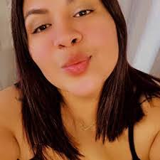 Genesis Narvaez's Instagram, Twitter & Facebook