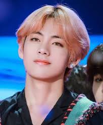 The blonde in dynamite with the gelled style was just *chef's kiss*. Taehyung With Strawberry Blonde Bangtanatics Updates Facebook