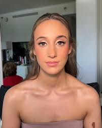 Dana 🤍 she's giving Hailey Bieber inspired gorgeousnesss 🦋