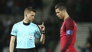 Les bleus ont éliminé les argentins en huitièmes de finale de la coupe du monde, mais il en reste un en lice en russie. Coupe Du Monde 2018 L Arbitre Francais Clement Turpin Retenu Linfo Re Sports Football