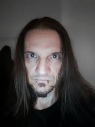 the way my eyesight is, dont ever assume that I see you 😭😂