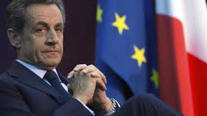 Ο πρώην πρόεδρος της γαλλίας νικολά σαρκοζί καταδικάσθηκε σήμερα σε φυλάκιση τριών ετών, ένα από τα οποία χωρίς αναστολή, για διαφθορά. H Katadikh Sarkozi Sterei Apo Ton Makron To De3i Dekaniki Toy Slpress Gr