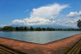 Kolam Segaran Di Mojokerto Ternyata Tempat Buang Emas Kerajaan Majapahit Okezone Travel