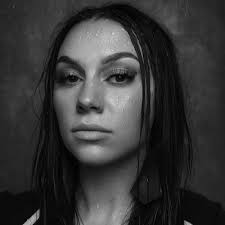 Carly Crouch (@CrouchCarly)