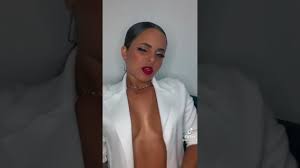 TikTok BoomBoom Trend - Nipple flash at 00:06 - YTboob