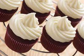 Une recette économique pour faire soi meme sa crème chantilly au. Glacage Au Beurre Au Thermomix Pour Decorer Tous Vos Gateaux