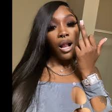 nayy. (@delnayciaaa)