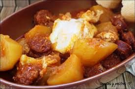 Ingredientes para la receta de patatas a la riojana con chorizo (4 raciones): Patatas A La Riojana Con Huevo