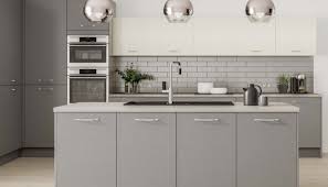 2,894,816 reviews on consumeraffairs are verified. How Do Symphony Kitchens Compare In Price And Quality To Other Kitchens