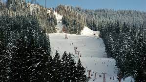 Atractii si obiective turistice poiana brasov, judetul brasov. Despre Poiana Brasov Romania Prezentare Imagini Informatii Turistice Si Detalii Despre Statiunea Poiana Brasov