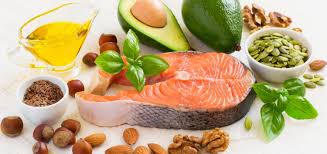 Beim essen ohne kohlenhydrate sind eier überhaupt nicht mehr wegzudenken, da sie mit zu den gesündesten lebensmitteln zählen und auch noch sehr gut satt machen. Gesunde Fette 8 Lebensmittel Die Euch Fit Machen