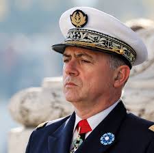 Face à Vladimir Poutine, comment l'Otan est redevenue une machine de guerre 