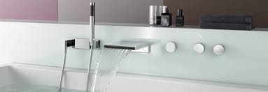 Badewannen armatur satz handbrause wasserfall wanne mischbatterie mit handbrasue. Wasserfall Armaturen Fur Badewanne Online Zu Fairen Preisen Kaufen