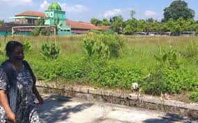 Kunci jawaban wow lapangan merah 4. Keindahan Kawasan Pabrik Karung Goni Dan Lapangan Merdeka Delanggu Zaman Dulu Dipuji Bung Karno