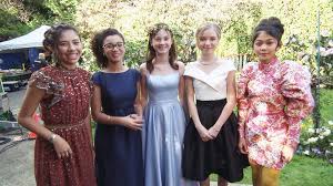 The series was released on july 3, 2020. 27 Der Babysitter Club Ideen Der Babysitterclub Filme Serien
