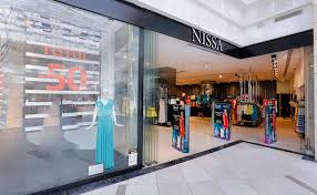With approximately 90,000 sqm of gross leasable area, afi cotroceni is romania's largest shopping mall. Nissa In Afi Cotroceni Linii Feminine Si Croiala Impecabila