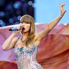 Taylor Swift 'Life of a Showgirl' Tracklist: What Is Opalite and What Could  It Mean on the Album? | Teen Vogue