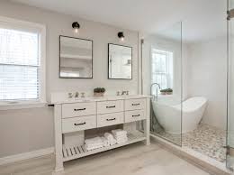 Bathroom interior traditional bathroom bathrooms remodel small bathroom bathroom makeover bathroom design house bathroom tile bathroom grey enjoy the look of wood flooring without the hassle with this primavera vinyl plank flooring. 75 Beautiful Wood Look Tile Floor Master Bathroom Pictures Ideas July 2021 Houzz