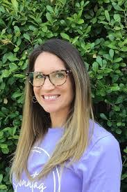 Erin Topp's Instagram, Twitter & Facebook