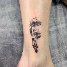 Thank You Maya Love Mushrooms As Tattoos Happy To Do This For A Fellow Vegan Too Tattoodesign Tattoo Mushroom Tattoos Tattoos Body Art Tattoos