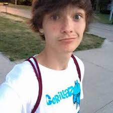 Damon Ross (@DamonRoss43)