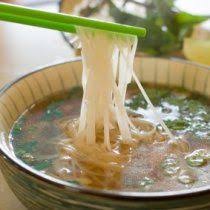 Sopa Vietnamita Pho Ga Sopa Vietnamita Comida Vietnamita Recetas Vietnamitas