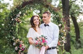 Dám vám tipy na účesy, které stihnete sama za pár minut, a na kráse vám rozhodně neuberou. Svatba V Boho Stylu Zaradte Prirozenost Originalitu A Jednoduchost Weddingmag