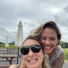 Melanie Haight's Instagram, Twitter & Facebook