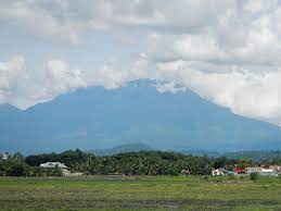 Mount Banahaw - Wikipedia