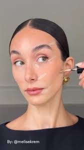 Lourdes Moya's Instagram, Twitter & Facebook