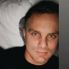 Jeremy Thorn's Instagram, Twitter & Facebook