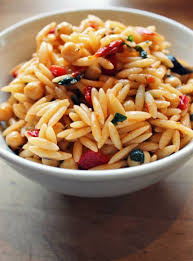 Kritharaki Salat Mit Kichererbsen Basilikum Gegrillter Paprika Kritharaki Salat Gegrillte Paprika Kritharaki